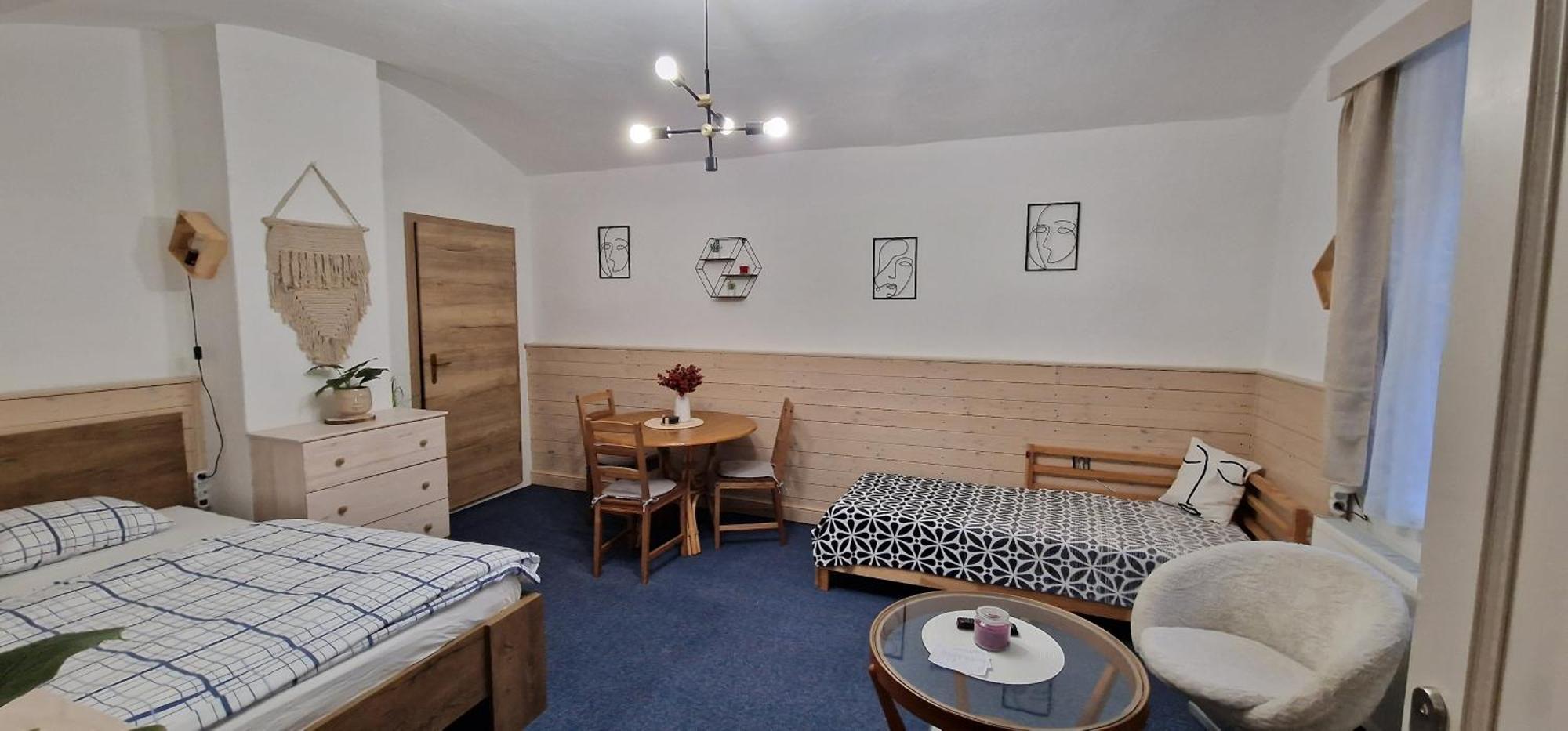U Váhy Jáchymov Apartamento Exterior foto